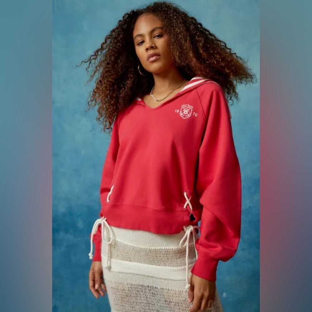 Urban Outfitters NWOT BDG Hampton Lace-Up Sweatshirt